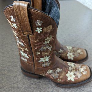 Caborca Embroidered Cowboy Boots